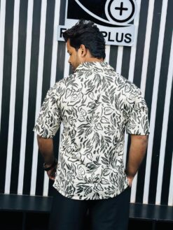 Alternative view of V-Cut Drop Shoulder Shirt 00157