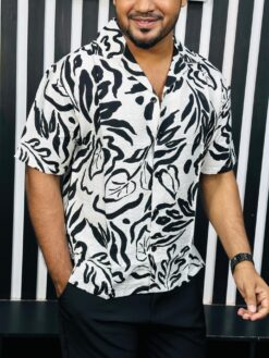 Alternative view of V-Cut Drop Shoulder Shirt 00158