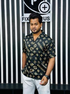 Alternative view of V-Cut Drop Shoulder Shirt 00153