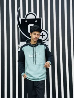 𝐋𝐞𝐯𝐞𝐥 𝐔𝐩 𝐇𝐨𝐨𝐝𝐢𝐞 - NIKE 2