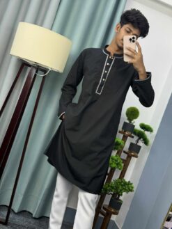 Alternative view of Contrast Panjabi 1365