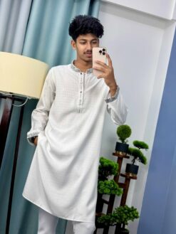 Alternative view of Contrast Panjabi 1359