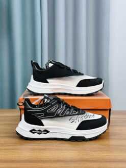 StormX Black Runner Sneakers (SRS-1)