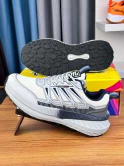 AeroFlex Runner Pro – Arctic White & Navy (SS-28)