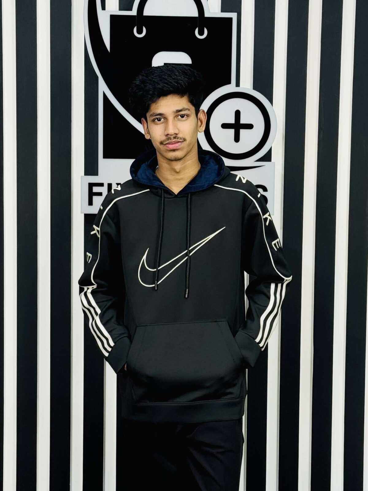 NIKE CONTRAST HOODIE 07 - Image 2