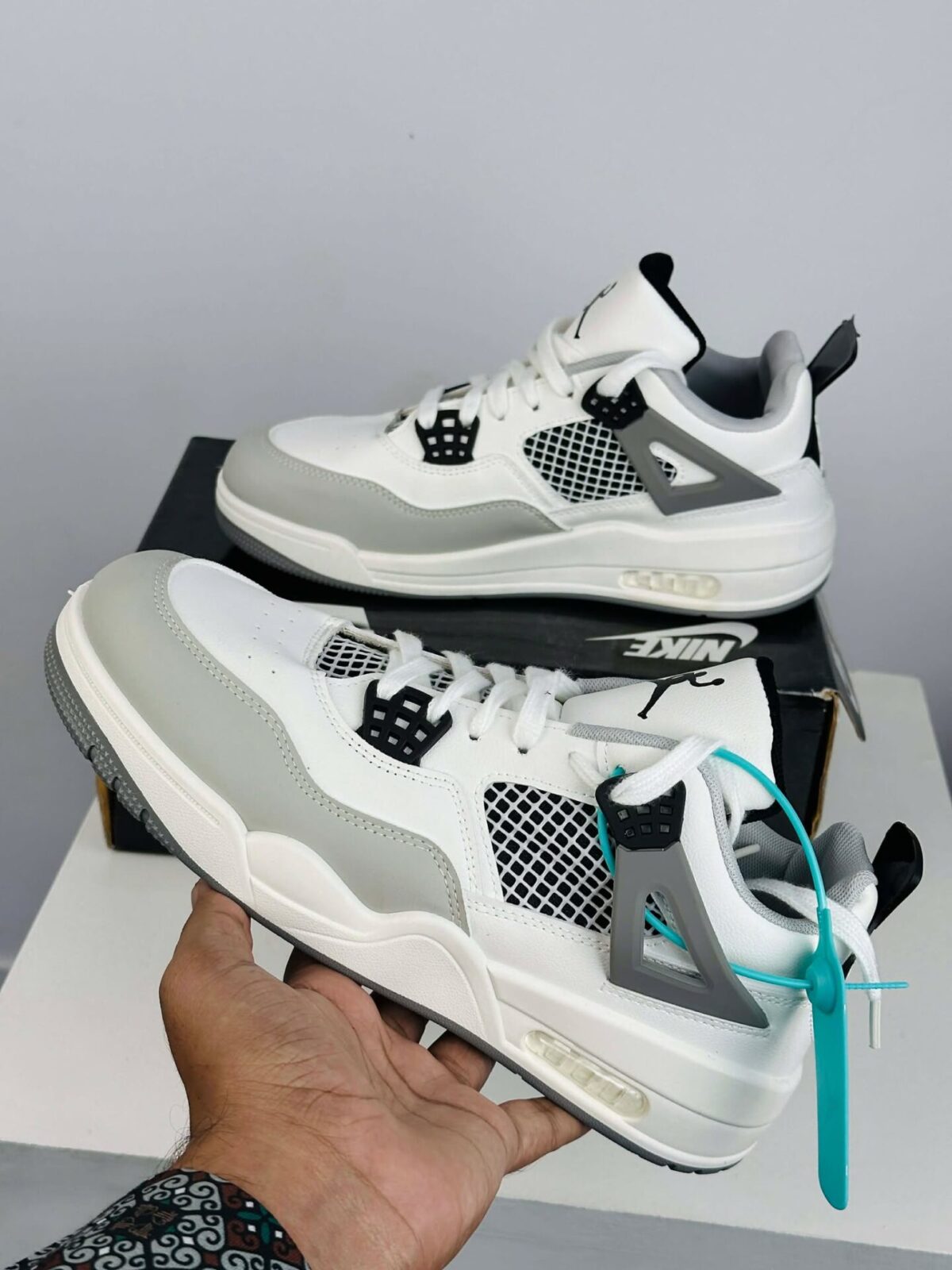 Jordan Retro 4 – White Grey (JRS-4) - Image 2
