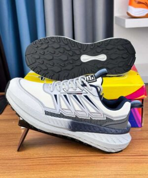 AeroFlex Runner Pro – Arctic White & Navy (SS-28)