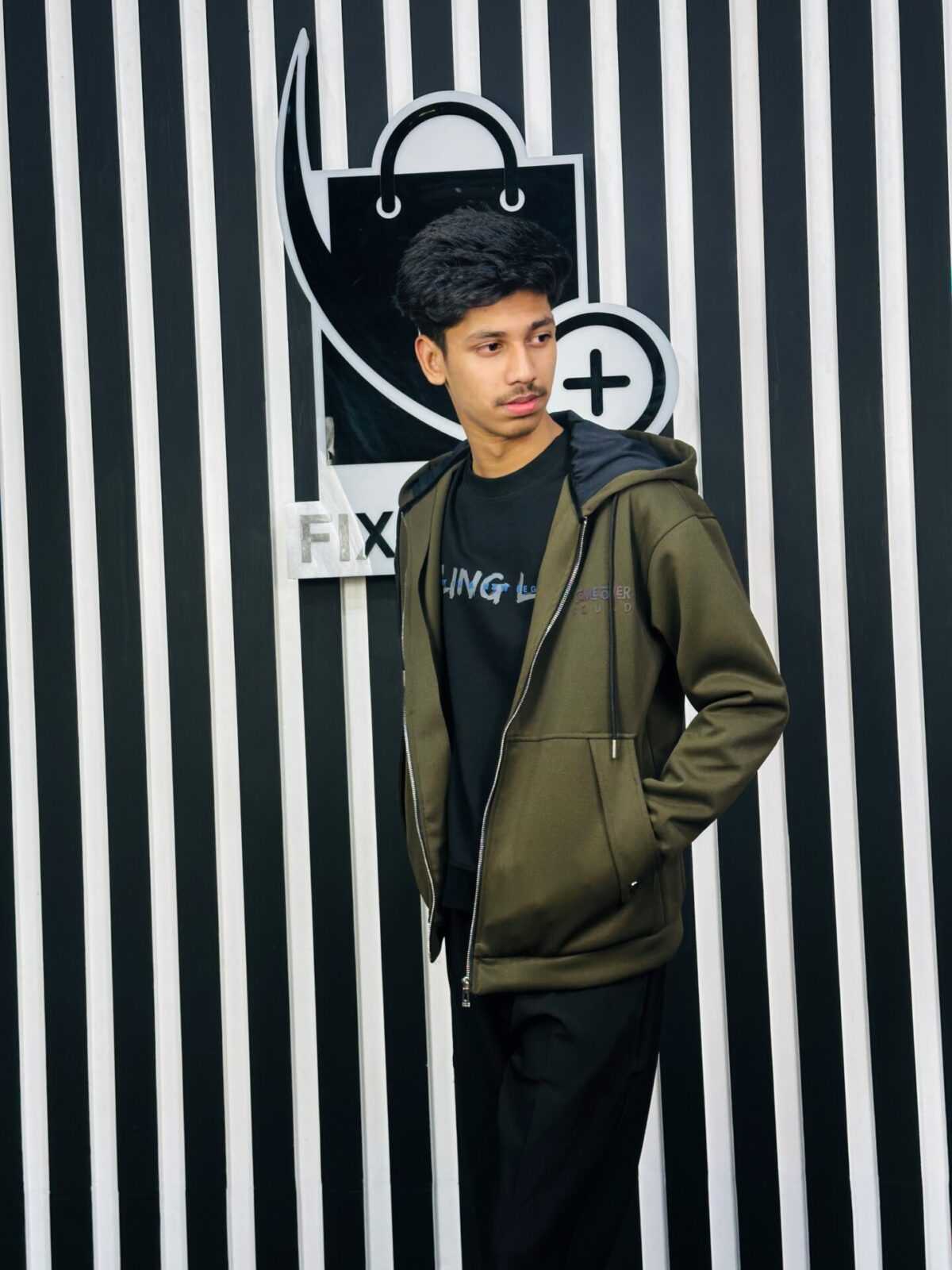 Game Over Chain Hoodie 04 - Image 3