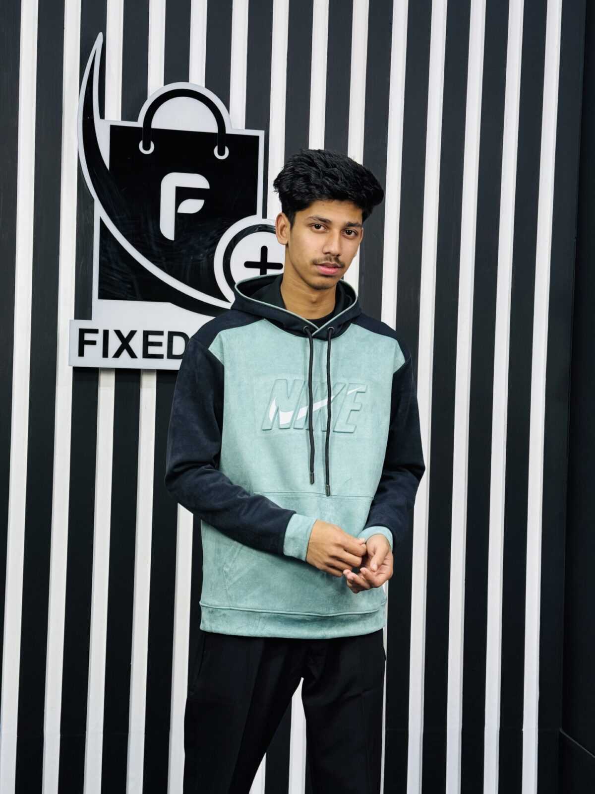 𝐋𝐞𝐯𝐞𝐥 𝐔𝐩 𝐇𝐨𝐨𝐝𝐢𝐞 - NIKE 2 - Image 5