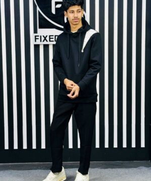 Risky Side chain Hoodie 10