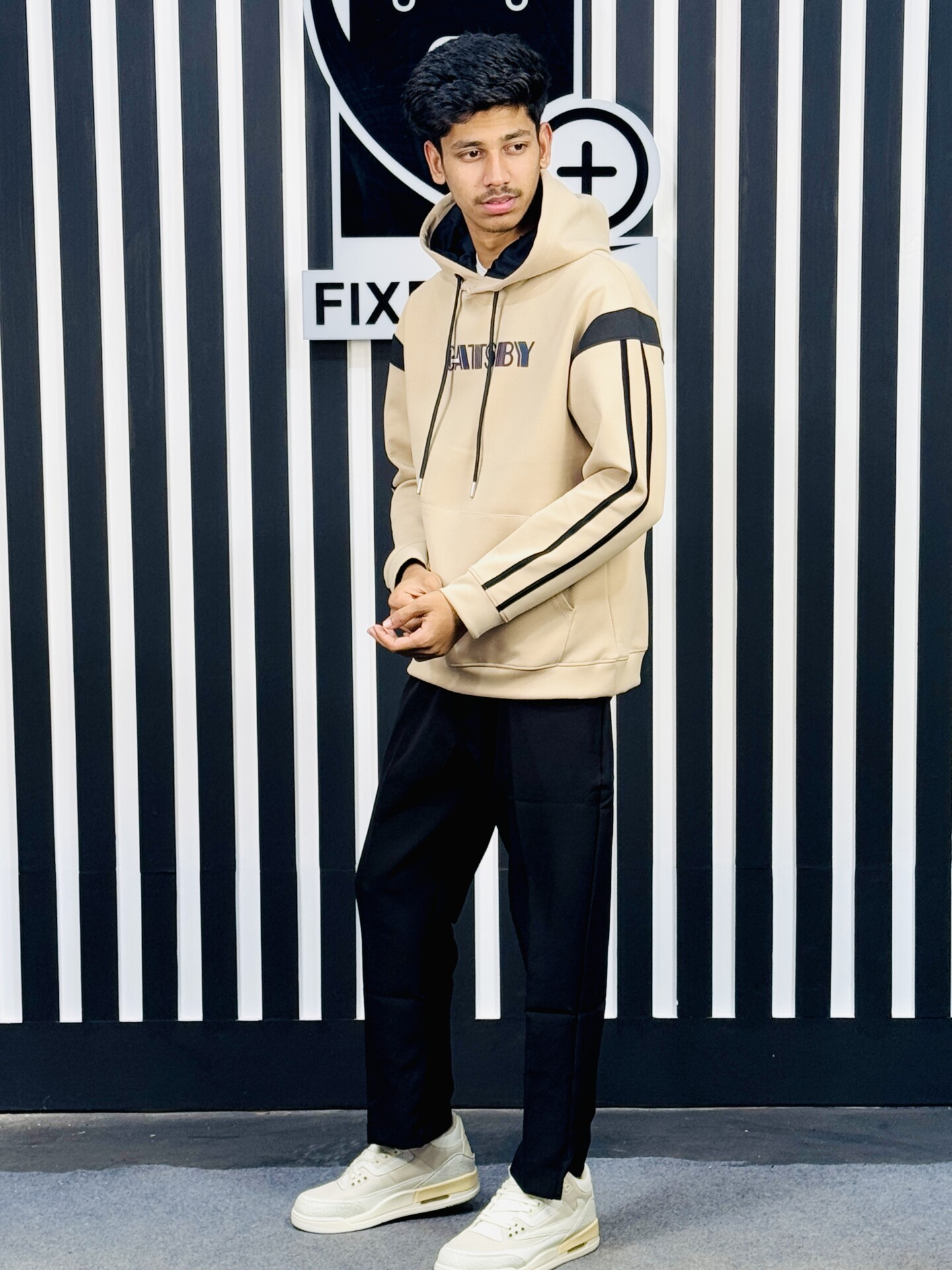 GATSVY HOODIE 06 - Image 3