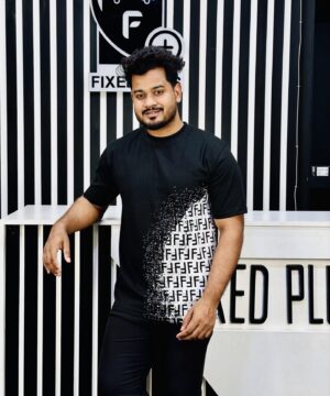 Louis Vuitton T-Shirt (LVT-2)