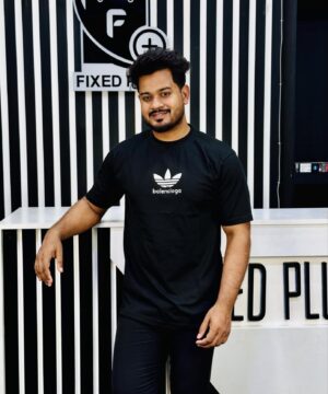 Louis Vuitton T-Shirt (LVT-7)