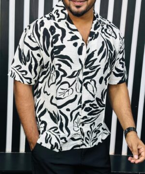 Alternative view of V-Cut Drop Shoulder Shirt 00158