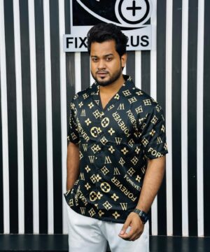 Alternative view of V-Cut Drop Shoulder Shirt 00153