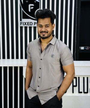 Alternative view of Chinese Half Shirt 135